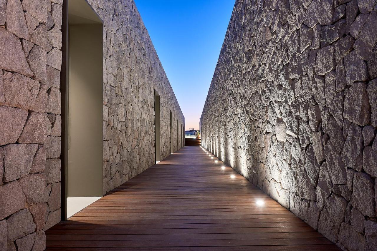 Cave Suites Milos Adamantas  Ngoại thất bức ảnh